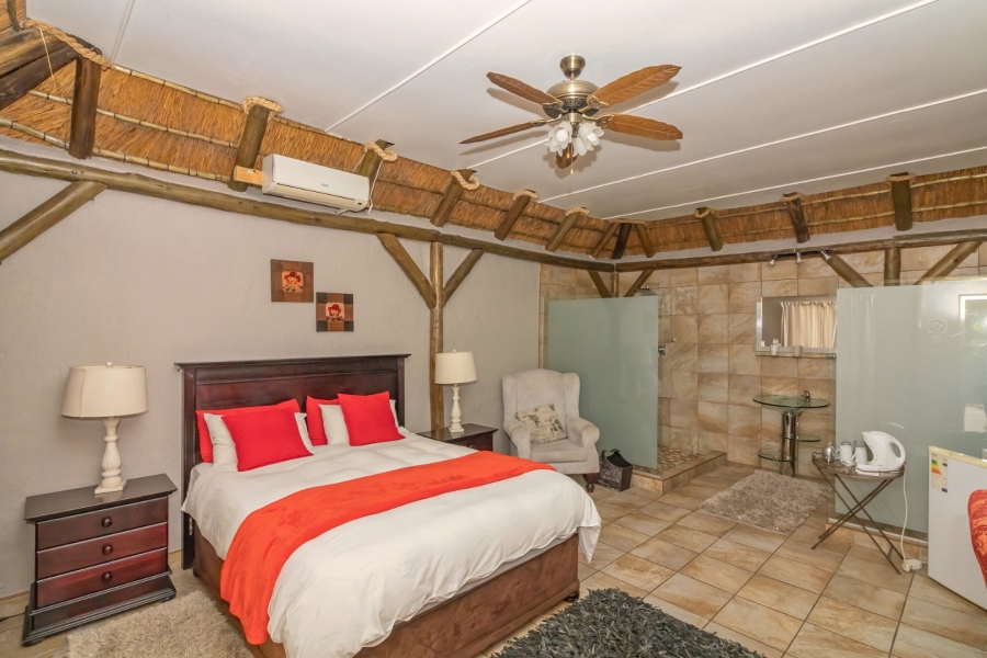 6 Bedroom Property for Sale in Panorama Free State